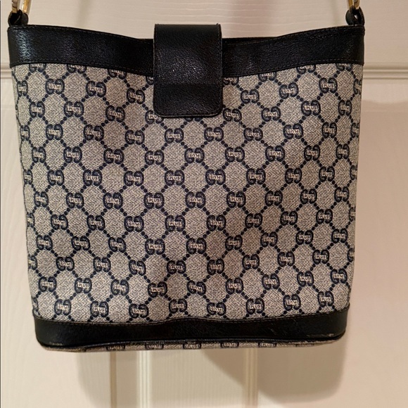 Vintage Gucci Plus handbag Beautiful iconic monogram model There are minor flaws - Picture 3 of 10